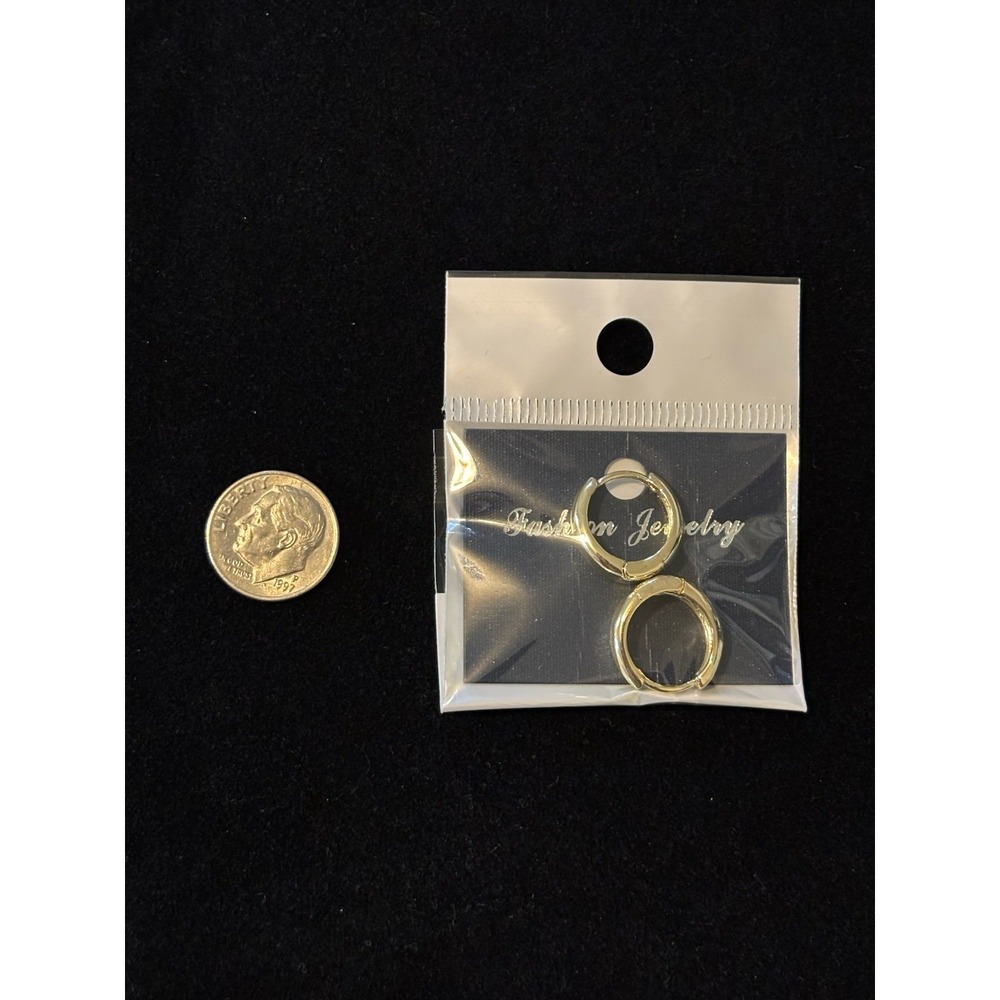Small Gold Tone Hypoallergenic Huggie Hoop Earrings